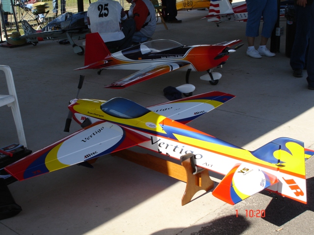Download B06000190 (640Wx480H)